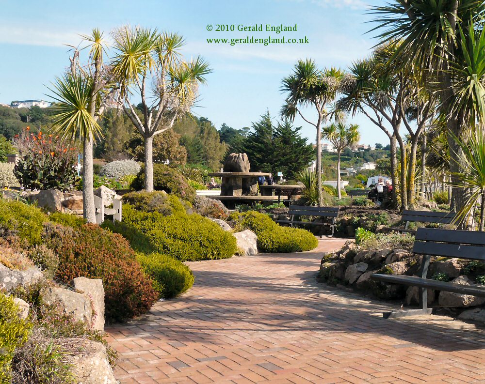 St Brelade: Bayside Gardens